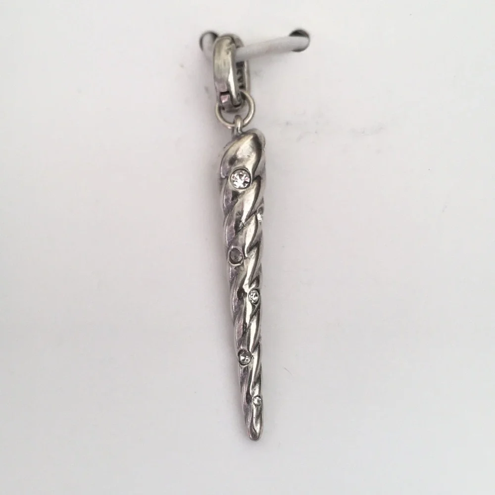 New Kendra Scott Double Link Bracelet with 3 Silver Tone Charm Accessories